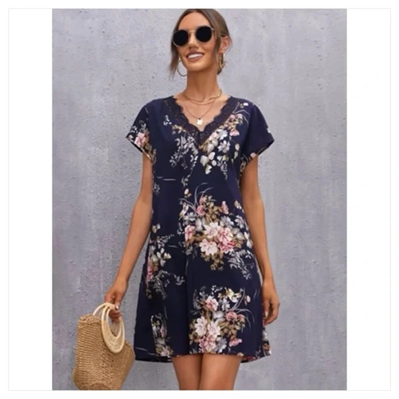 chinese dress ladies Hudson Lace Trim Tunic main image 0